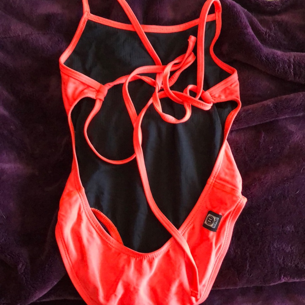 Jolyn Lava One Piece - Picture 2 of 2